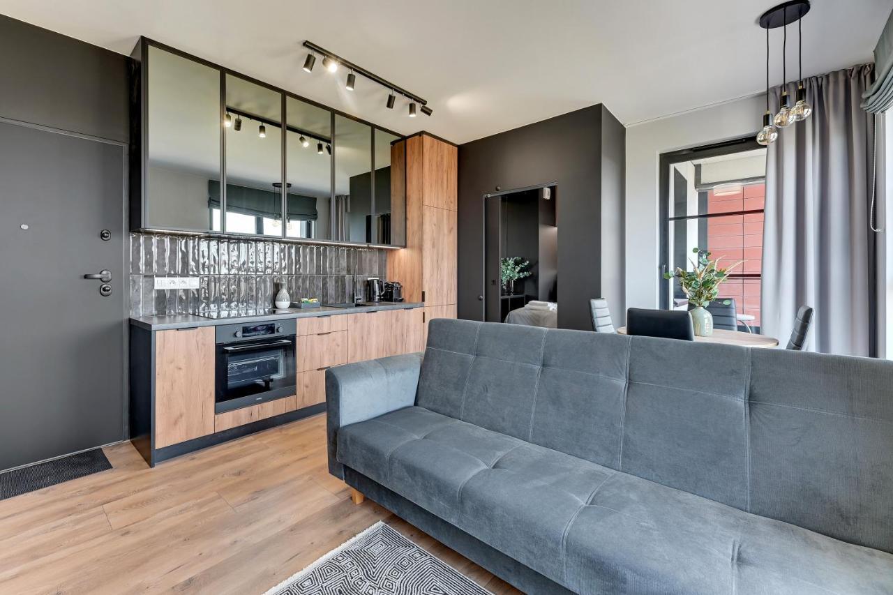 Doki Living & Foodhall By Downtown Apartments Gdansk Dış mekan fotoğraf