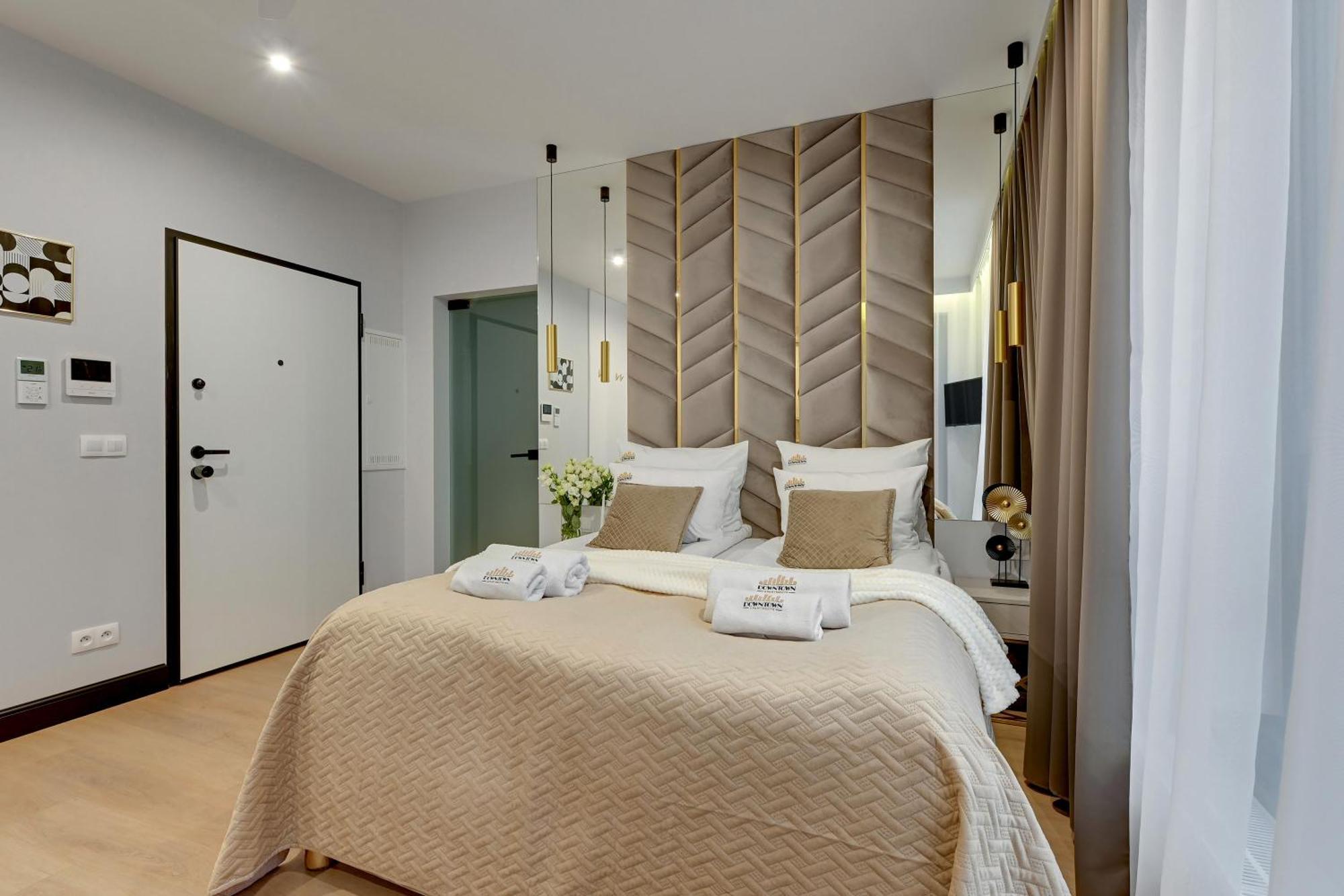 Doki Living & Foodhall By Downtown Apartments Gdansk Dış mekan fotoğraf