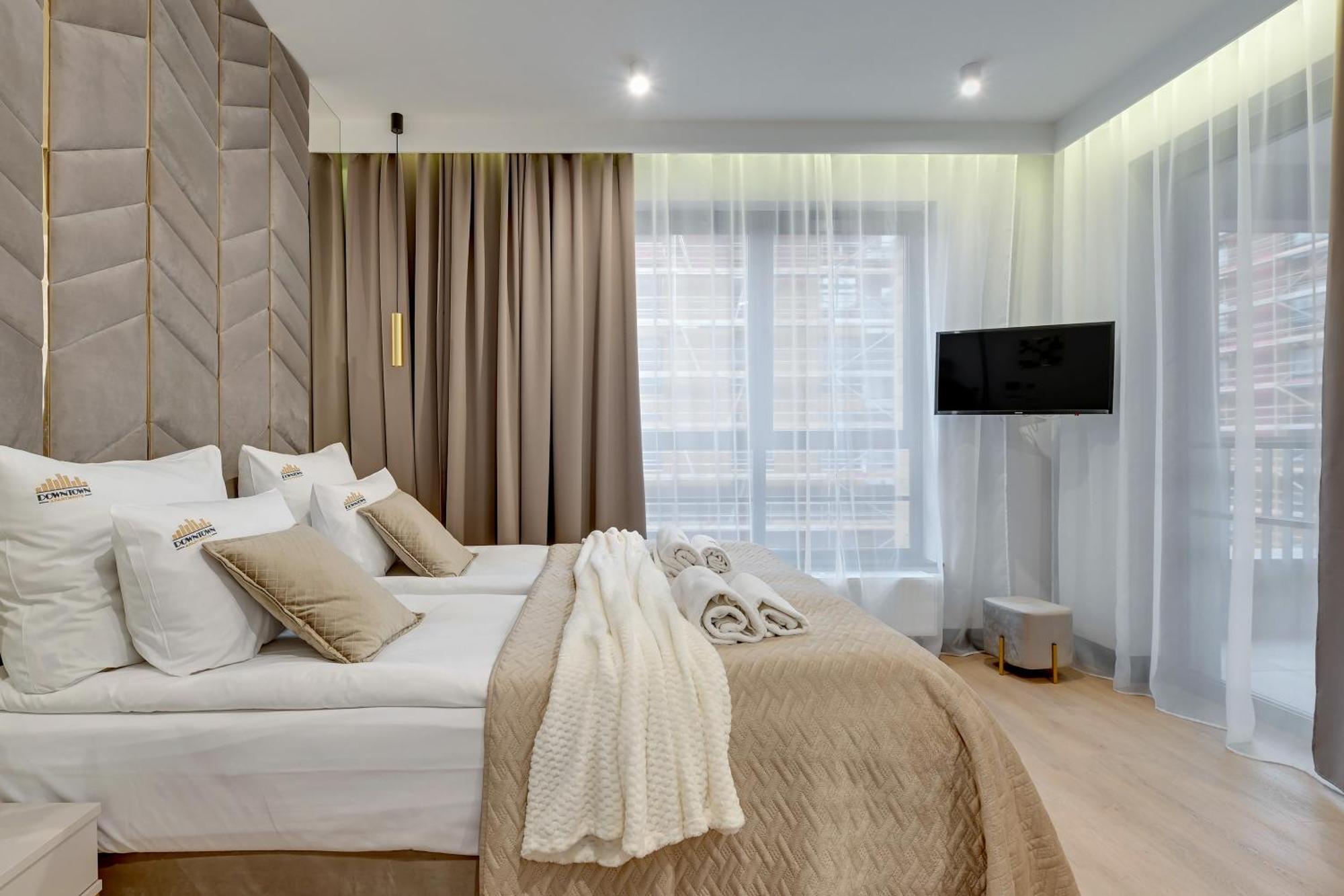 Doki Living & Foodhall By Downtown Apartments Gdansk Dış mekan fotoğraf